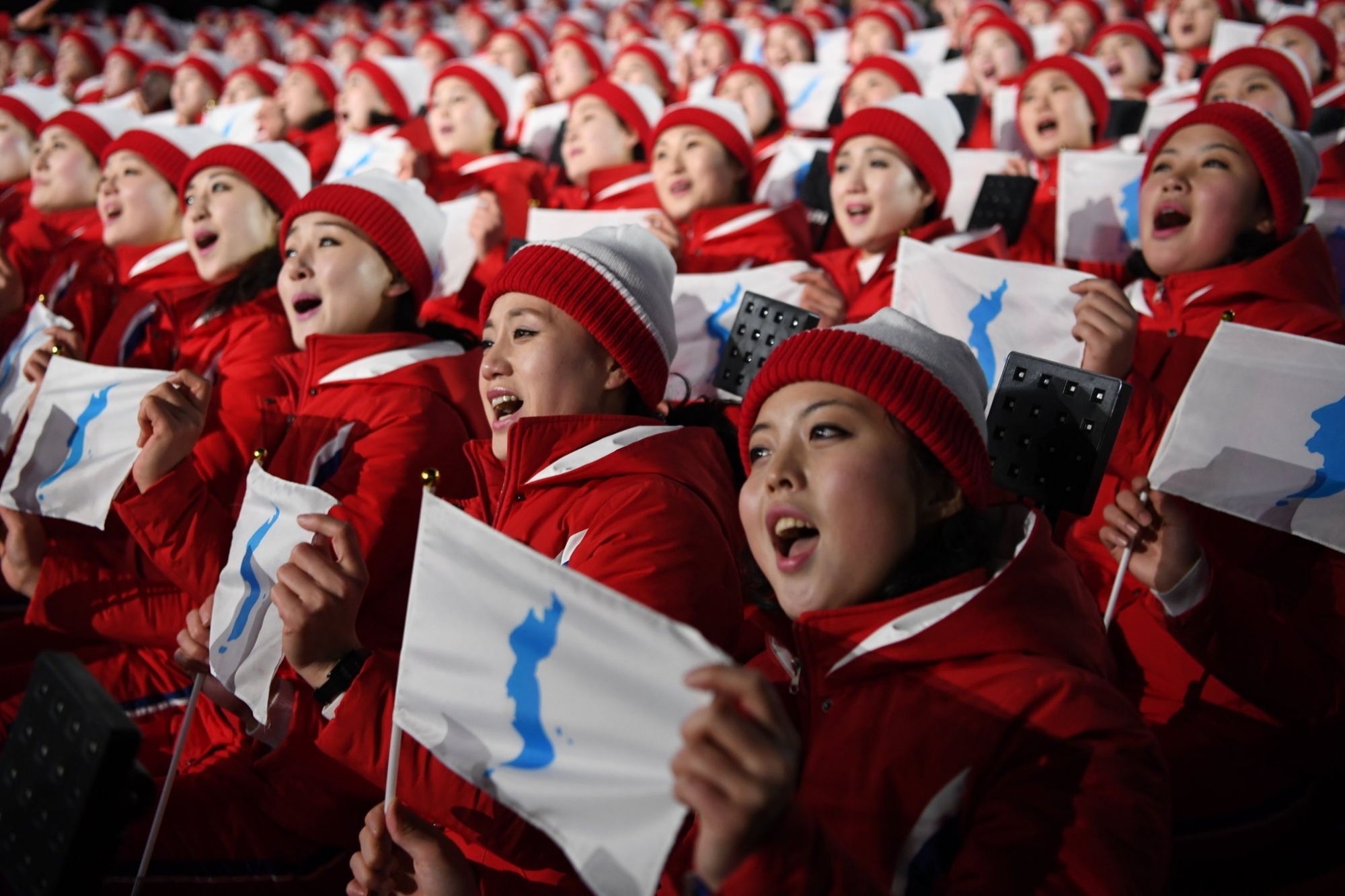 north korea olympic games fans 2018 зурган илэрцүүд